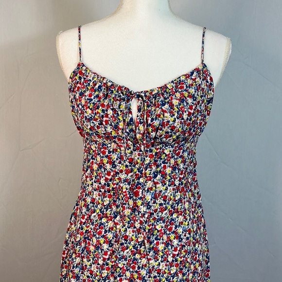 H&M Floral Red/Blue Calf Length Dress Size Small - Picture 5 of 8
